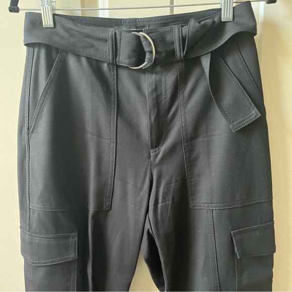 NWOT Banana Republic Slim-Fit Drapey Twill Utility Cargo Pant Black size 4 - Picture 5 of 10